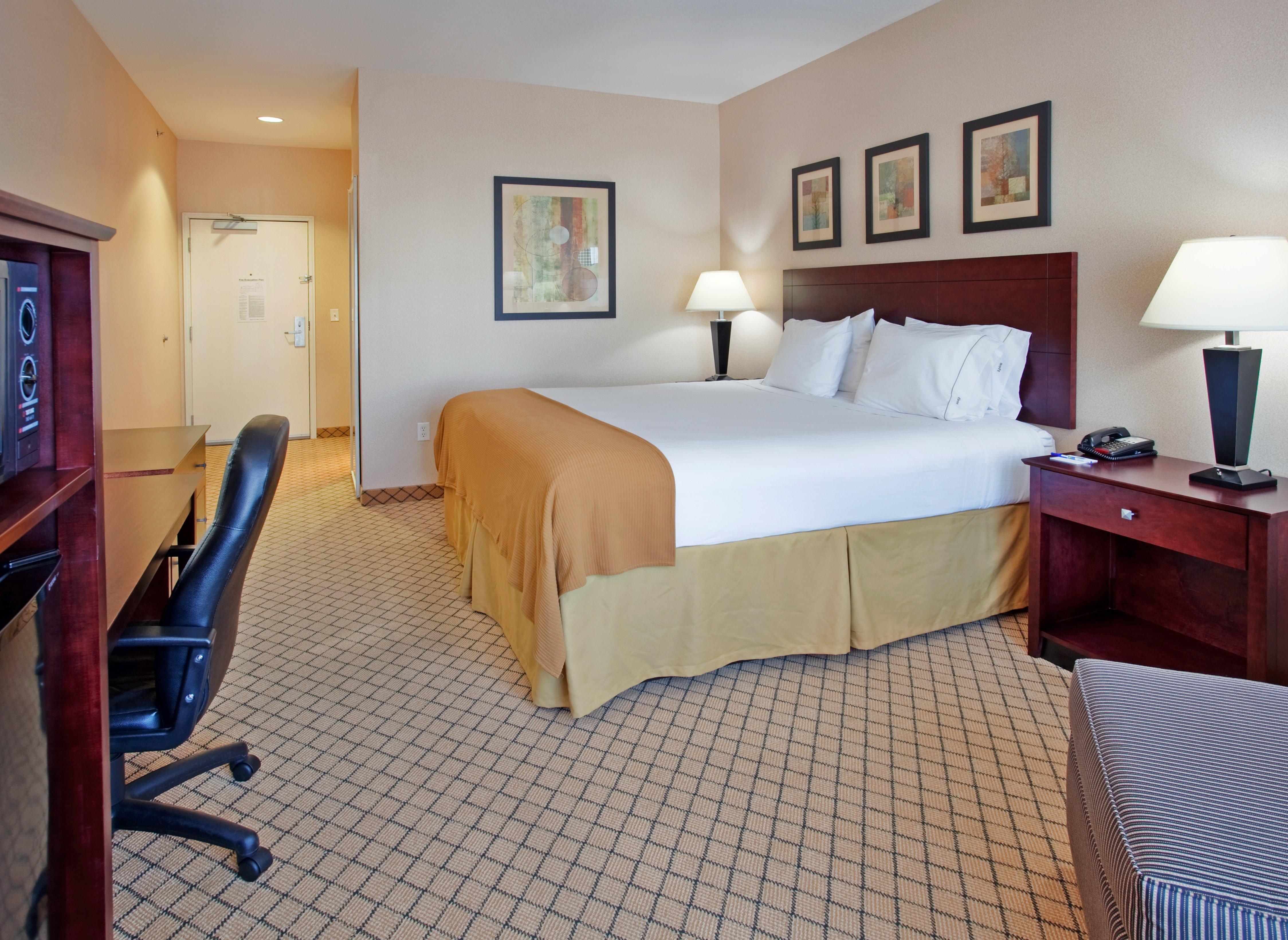 Holiday Inn Express Hotel & Suites Wichita Airport By Ihg Dış mekan fotoğraf